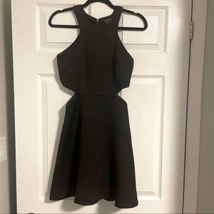 Club Monaco Pendelum black dress Sz 0